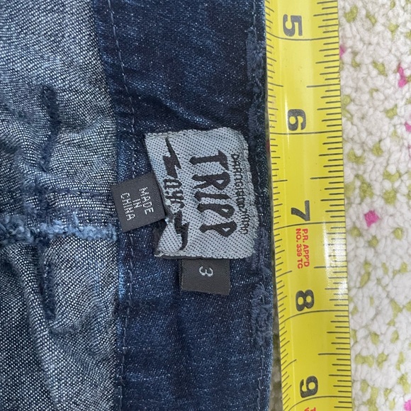 , never worn. - Picture 3 of 16